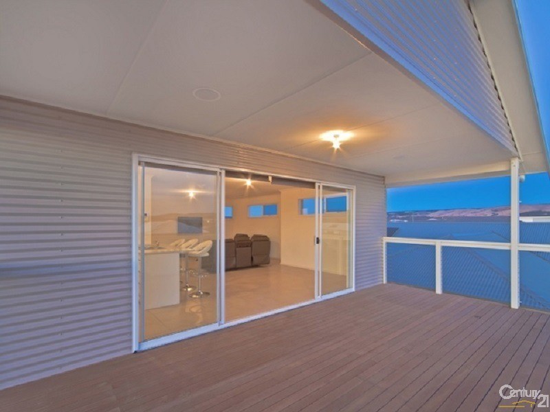 9 Kaurna Avenue, Aldinga Beach SA 5173