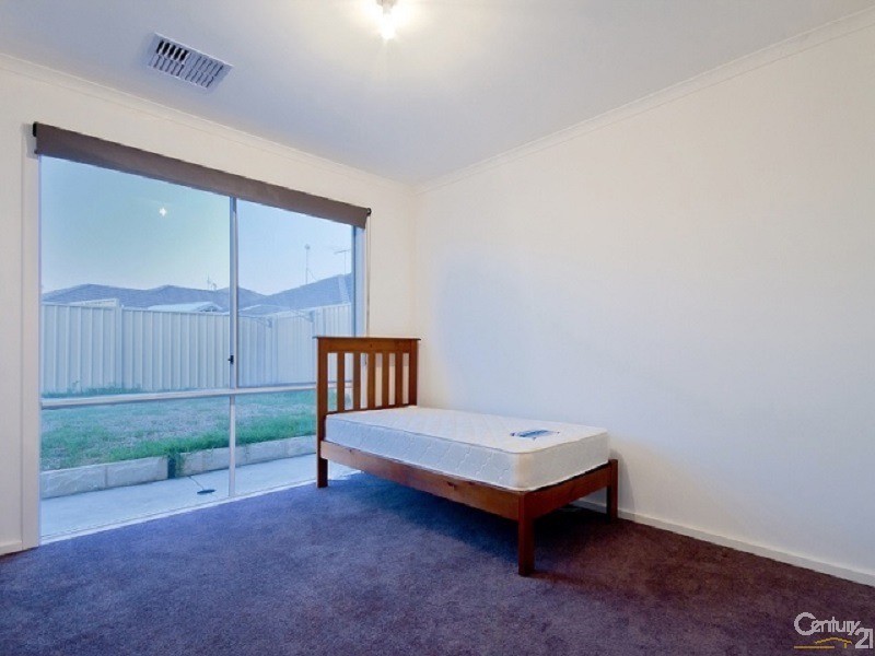 9 Kaurna Avenue, Aldinga Beach SA 5173