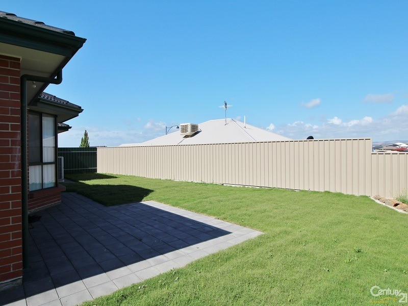 30 Esperance Boulevard, Seaford Rise SA 5169