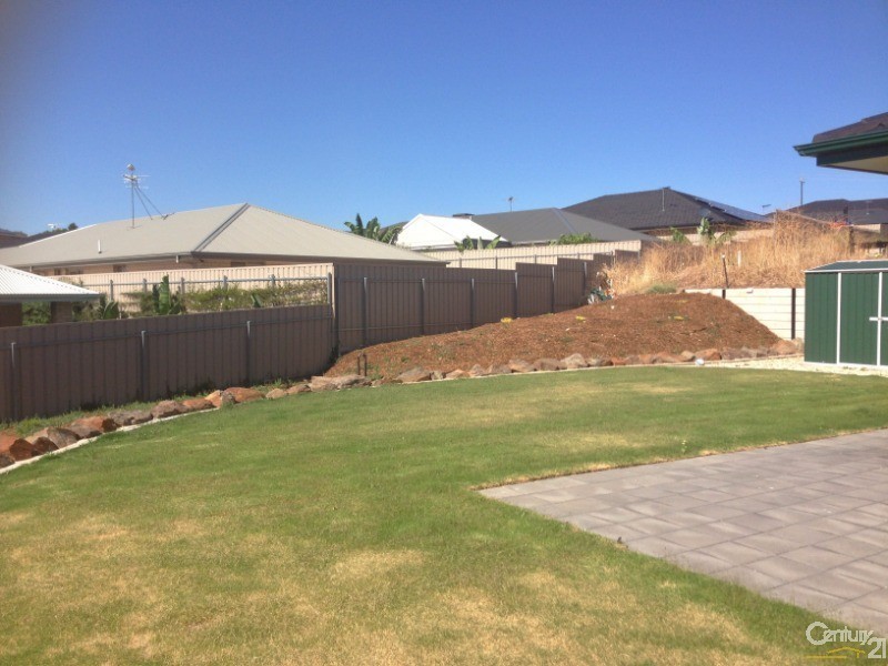 30 Esperance Boulevard, Seaford Rise SA 5169