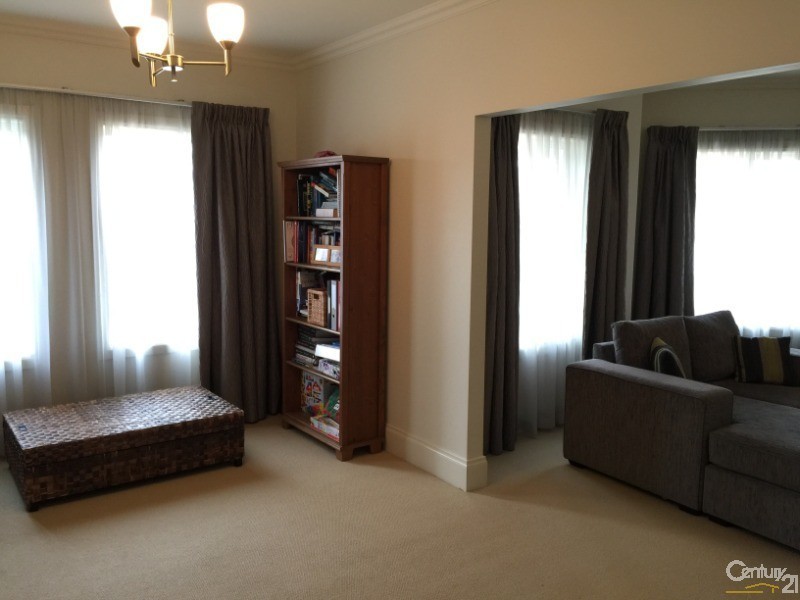 2 Basin Street, Aldinga Beach SA 5173