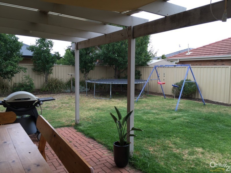 2 Basin Street, Aldinga Beach SA 5173