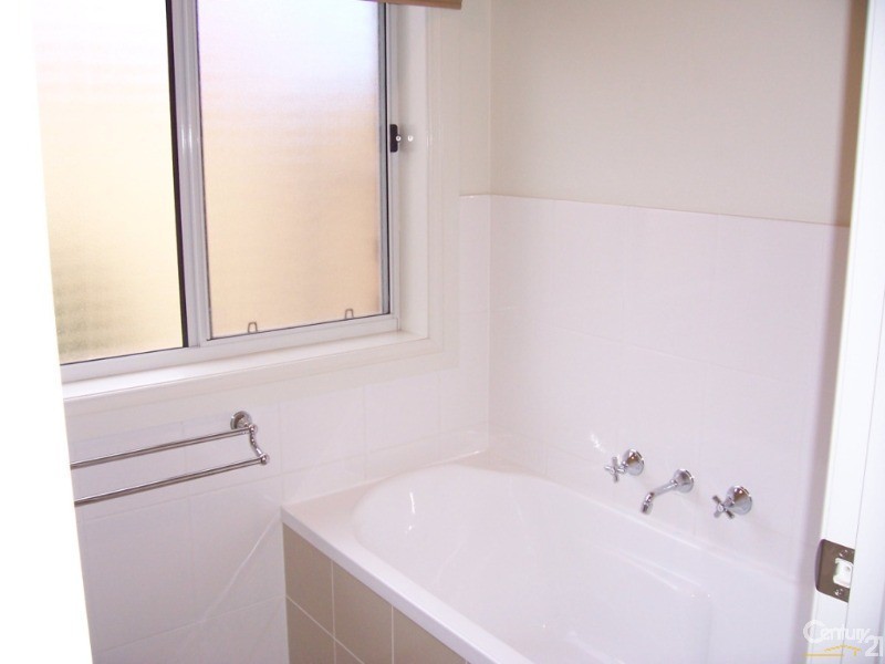 2 Basin Street, Aldinga Beach SA 5173