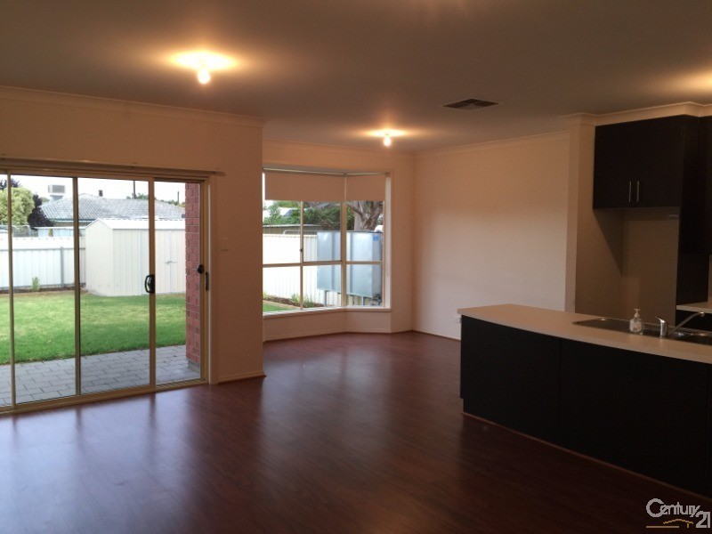 12 Blacker Road, Aldinga Beach SA 5173