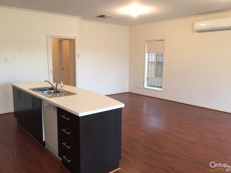 12 Blacker Road, Aldinga Beach SA 5173