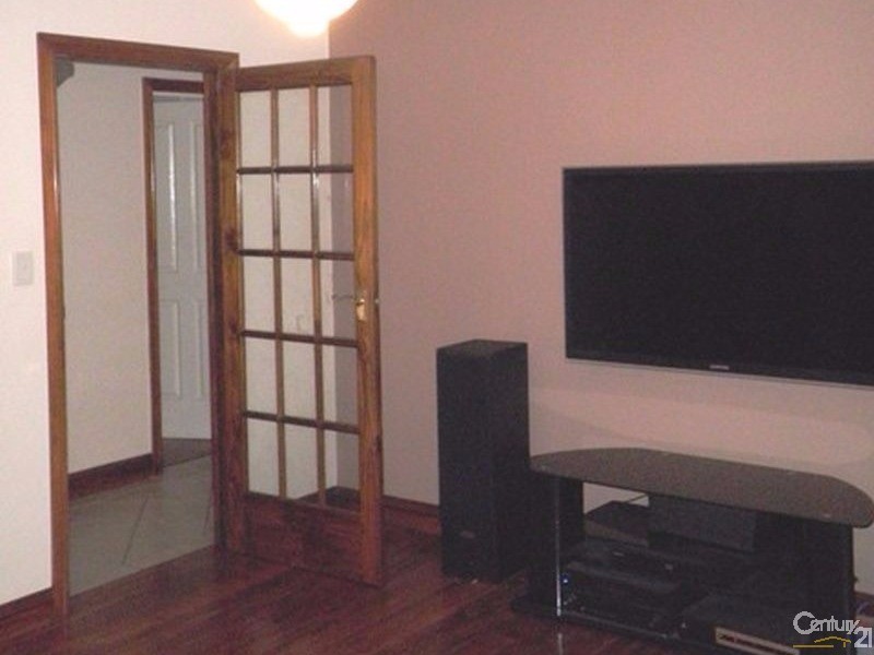 1 Chiton Avenue, Seaford Rise SA 5169