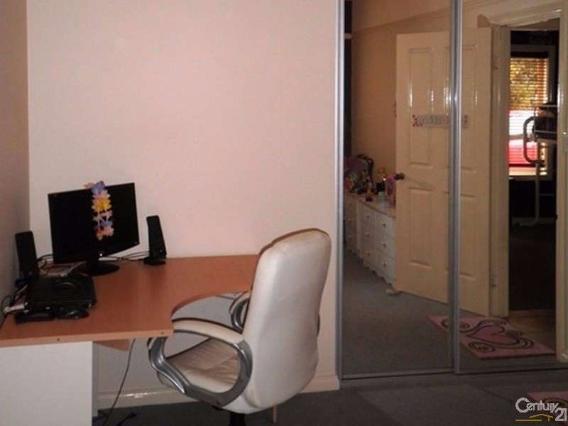 1 Chiton Avenue, Seaford Rise SA 5169