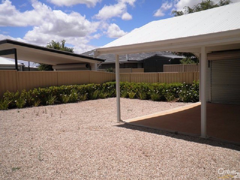 49 Dover Street, Aldinga Beach SA 5173