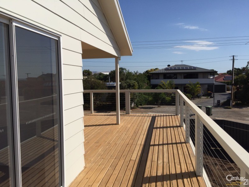 6 Harvey Crescent, Aldinga Beach SA 5173