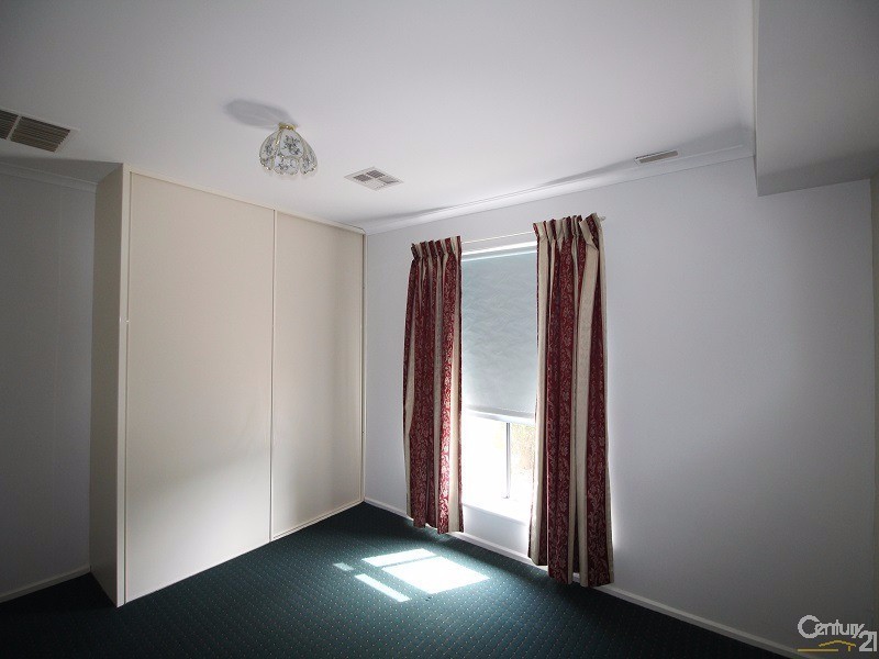 25 Shoalwater Close, Seaford Rise SA 5169