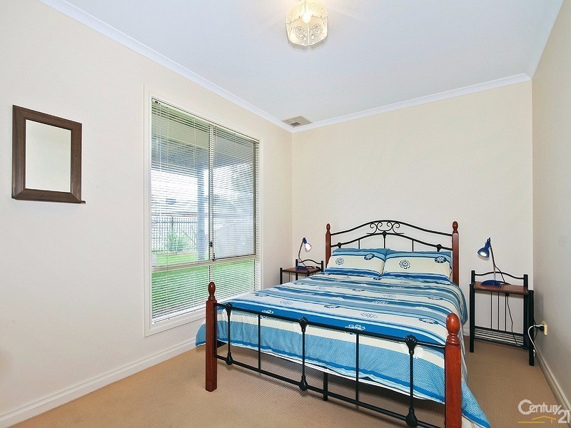 4 Thomas Street, Aldinga Beach SA 5173