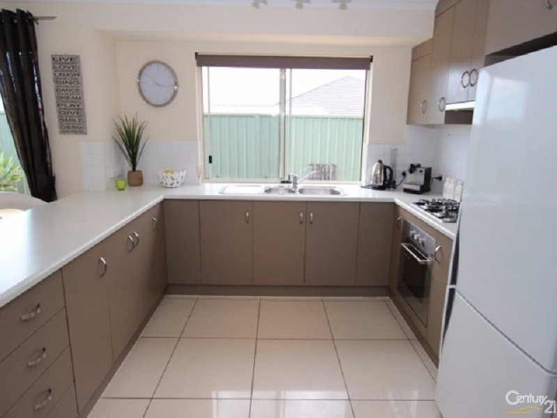 4 Azure Place, Aldinga Beach SA 5173