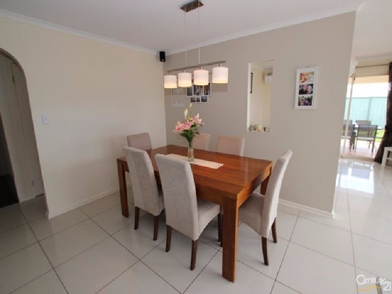 4 Azure Place, Aldinga Beach SA 5173