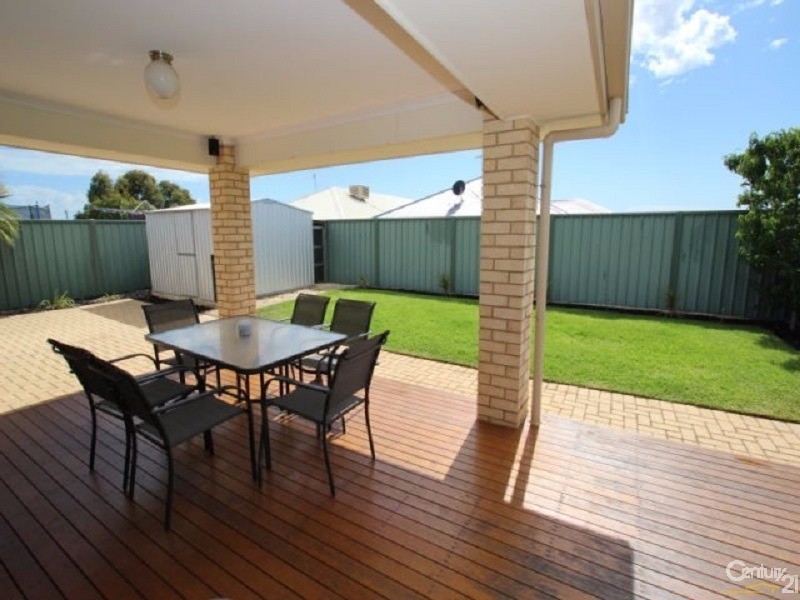 4 Azure Place, Aldinga Beach SA 5173