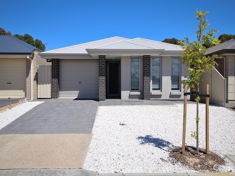 18 Kuta Crescent, Aldinga Beach SA 5173