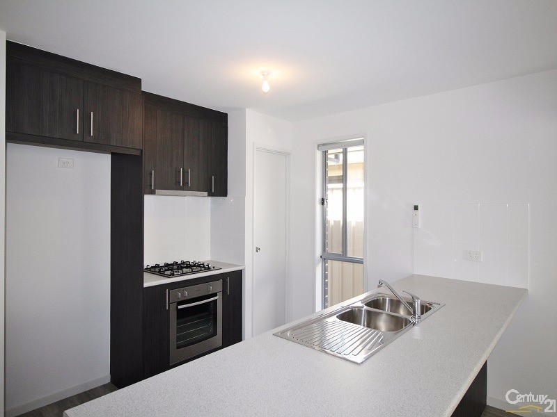 18 Kuta Crescent, Aldinga Beach SA 5173