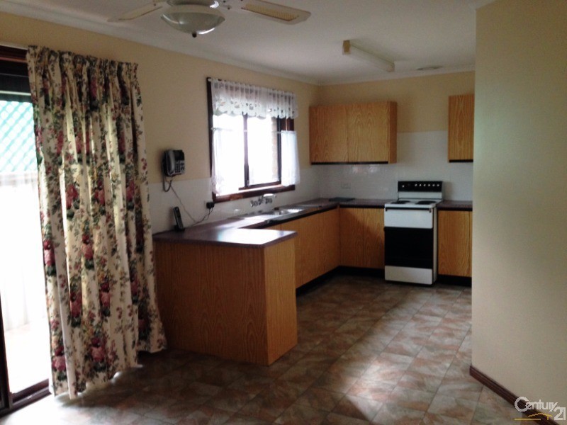1/2 Blacker Road, Aldinga Beach SA 5173
