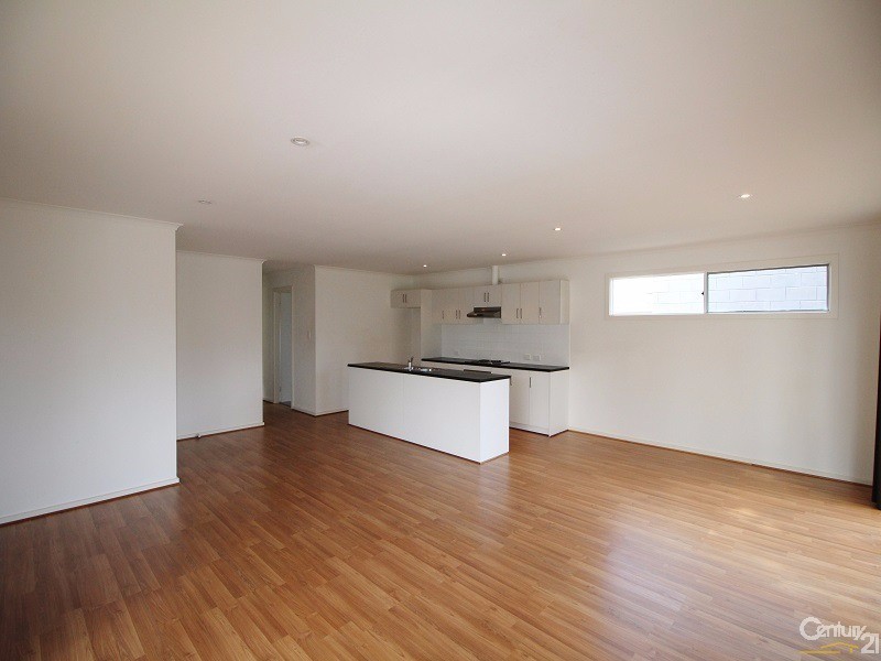 82 Whinnerah Avenue, Aldinga Beach SA 5173