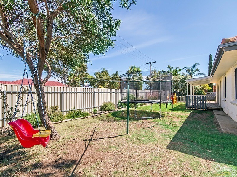 21 Illman Crescent, Aldinga Beach SA 5173