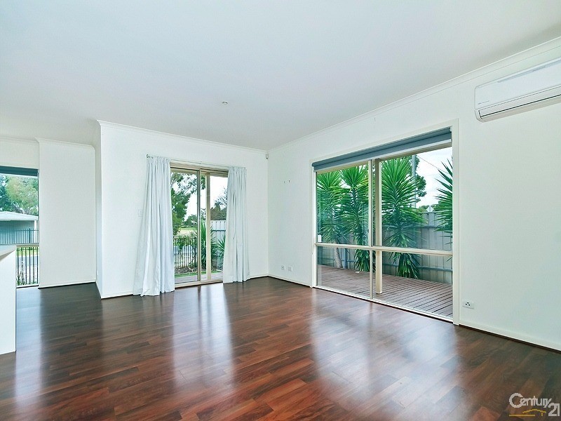 8 John Street, Aldinga Beach SA 5173