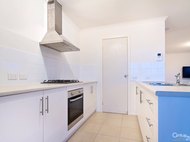 9 Kaurna Avenue, Aldinga Beach SA 5173