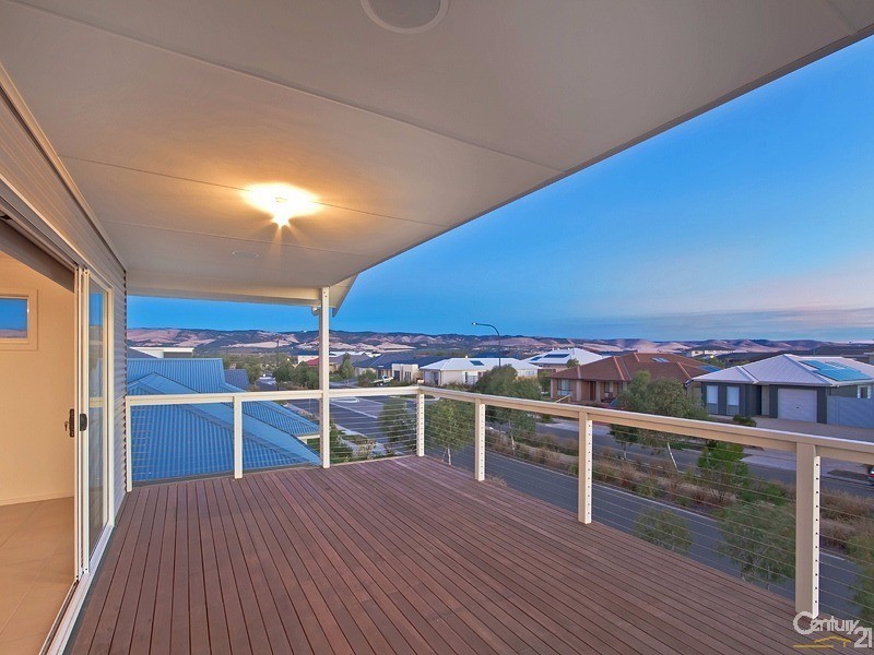 9 Kaurna Avenue, Aldinga Beach SA 5173