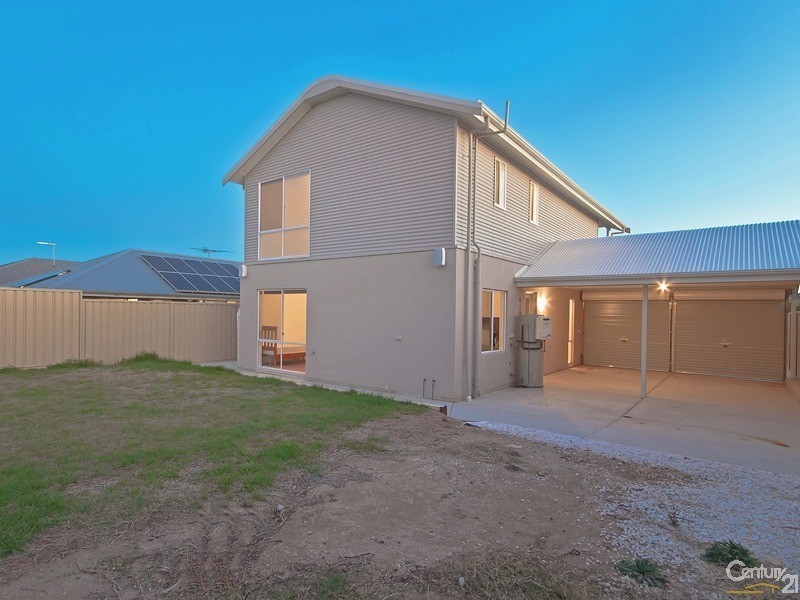 9 Kaurna Avenue, Aldinga Beach SA 5173