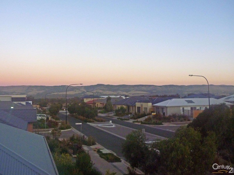 9 Kaurna Avenue, Aldinga Beach SA 5173
