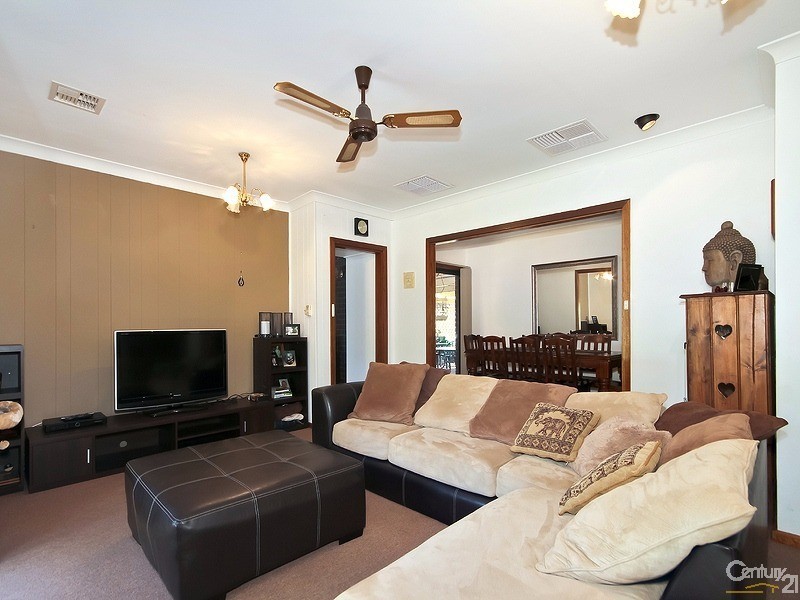 14 Hammond Avenue, Morphett Vale SA 5162