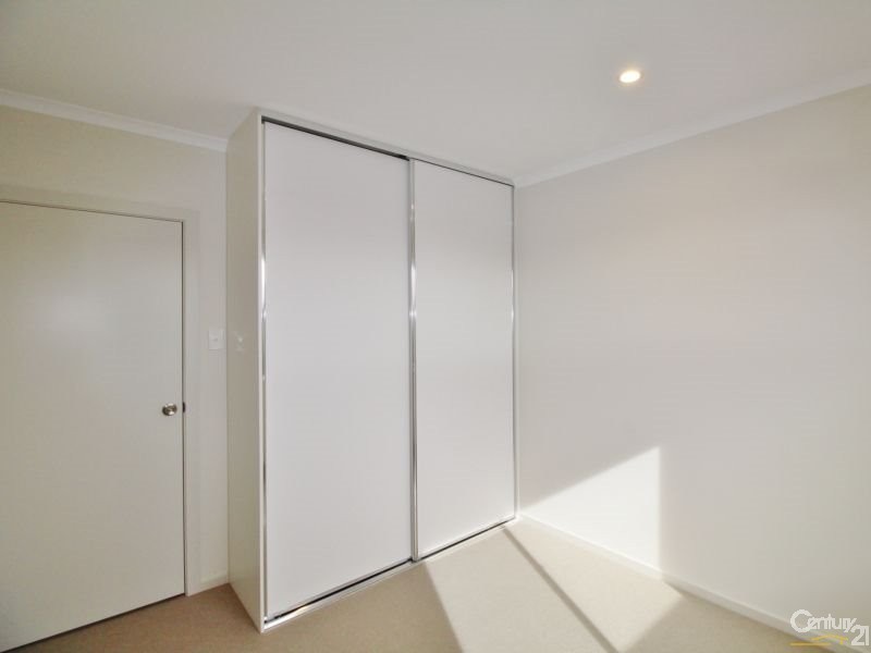 1 Rainbow Lane, Woodcroft SA 5162