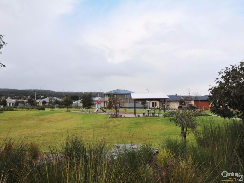 1 Rainbow Lane, Woodcroft SA 5162