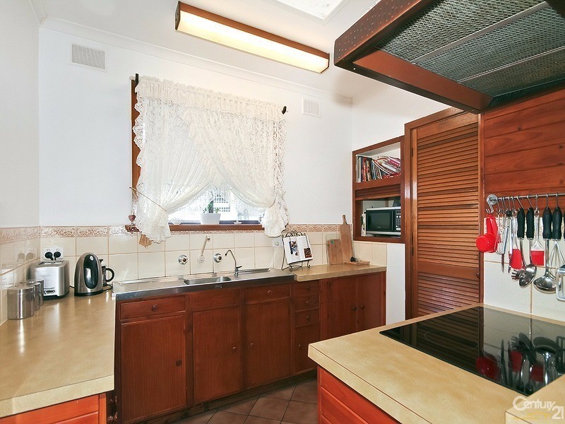 14 Hammond Avenue, Morphett Vale SA 5162