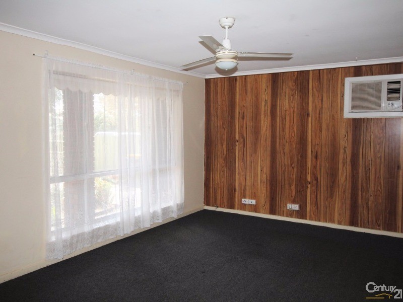 2 Atkinson Crescent, Aldinga Beach SA 5173
