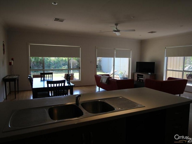 17 Butterworth Road, Aldinga Beach SA 5173