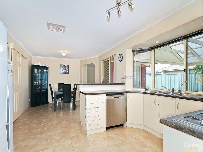 8 Tangerine Court, Aldinga Beach SA 5173