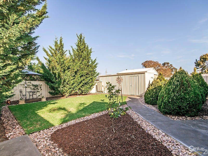 17 Jamieson Street, Moana SA 5169