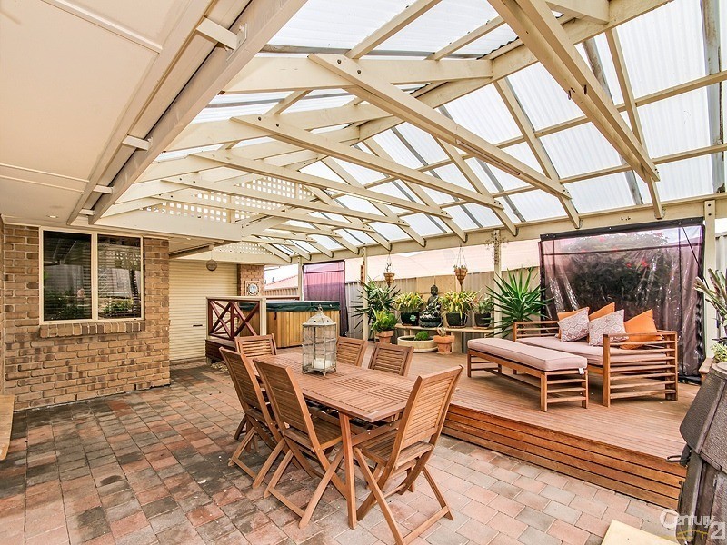 5 Waratah Avenue, Seaford Rise SA 5169