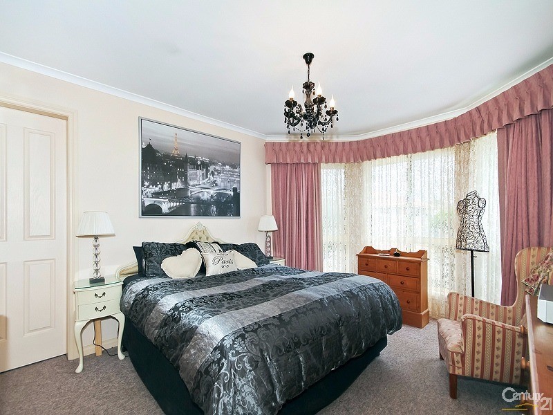 5 Waratah Avenue, Seaford Rise SA 5169