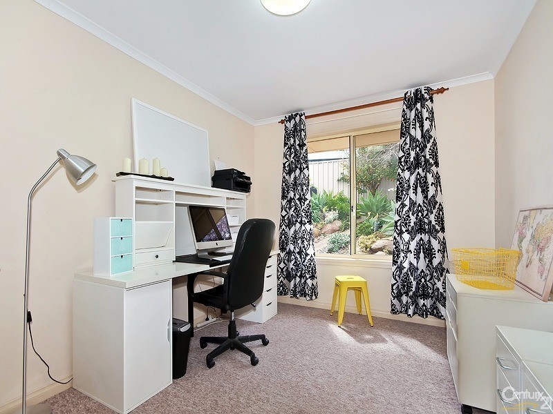 5 Waratah Avenue, Seaford Rise SA 5169