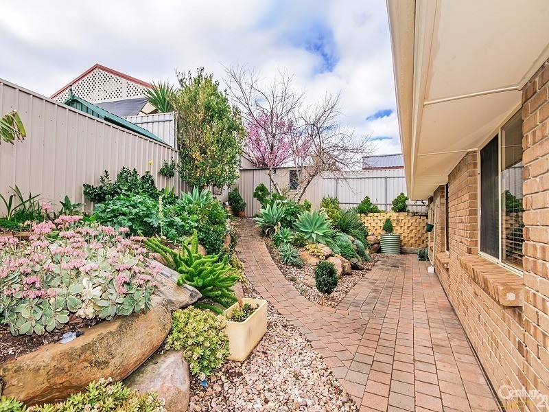 5 Waratah Avenue, Seaford Rise SA 5169