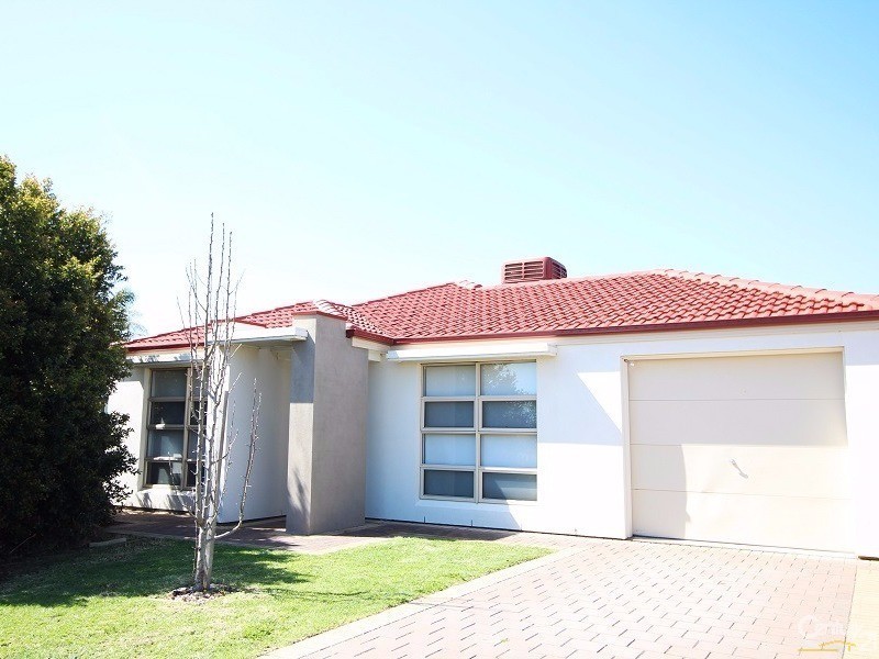 32 Moss Court, Aldinga Beach SA 5173