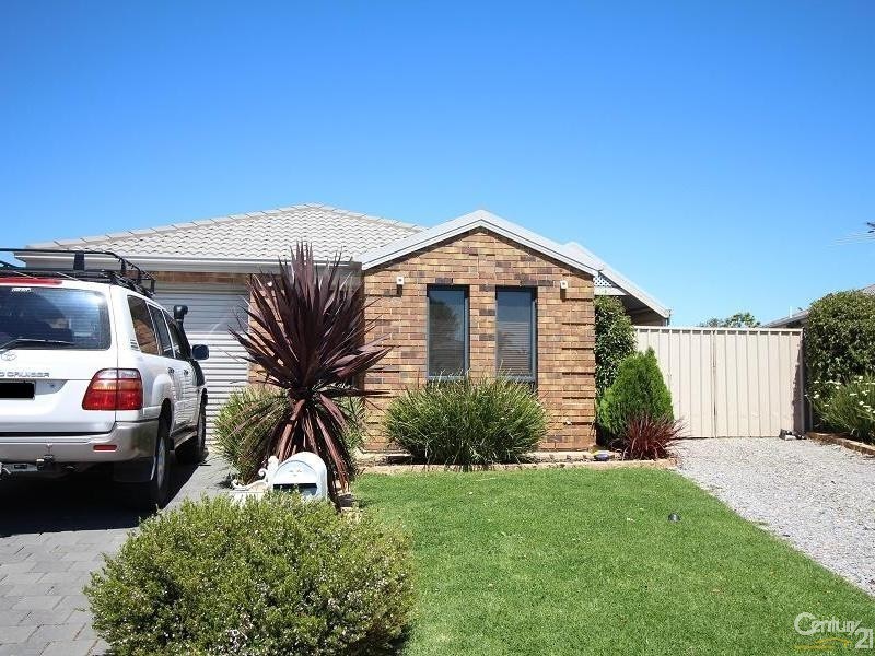 8  Blue Bay Avenue, Aldinga Beach SA 5173