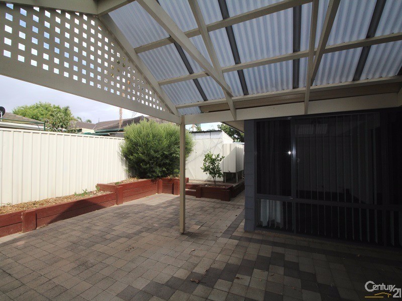 25 Shoalwater Close, Seaford Rise SA 5169