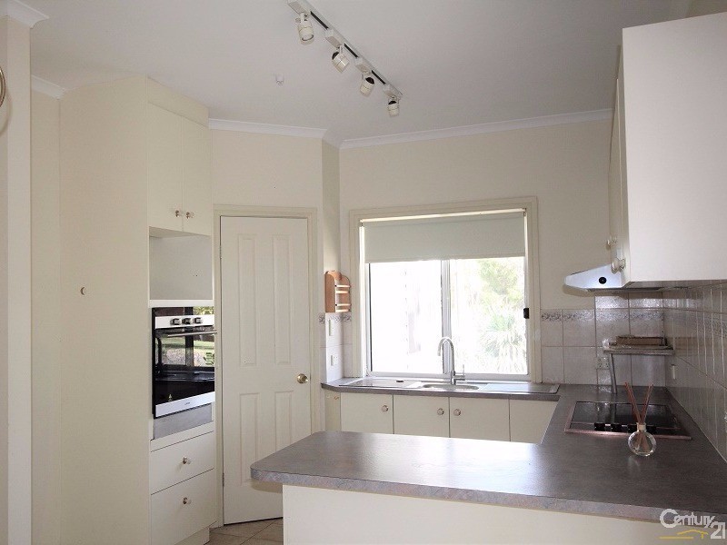31 Harvey Crescent, Aldinga Beach SA 5173