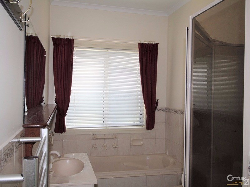 31 Harvey Crescent, Aldinga Beach SA 5173