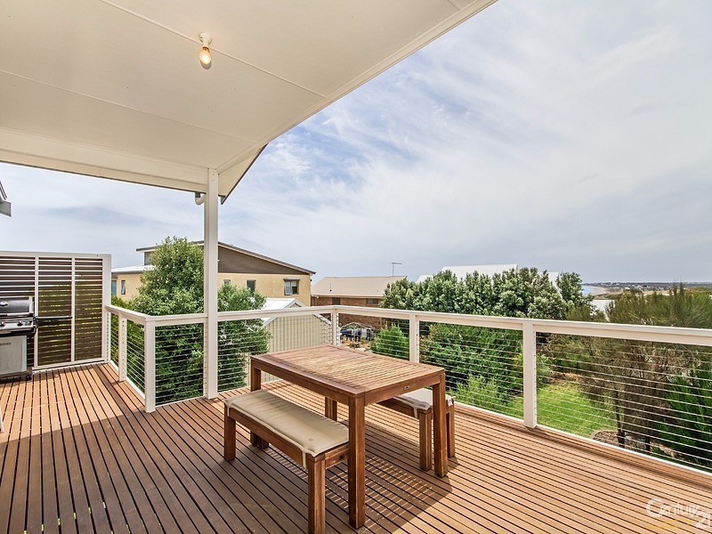 1 Gisborne Avenue, Sellicks Beach SA 5174
