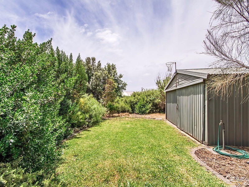 1 Gisborne Avenue, Sellicks Beach SA 5174