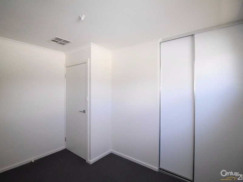 1/8  Kitto Crescent, Aldinga Beach SA 5173