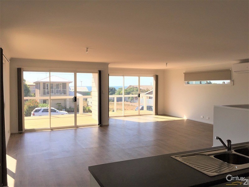 6 Harvey Crescent, Aldinga Beach SA 5173