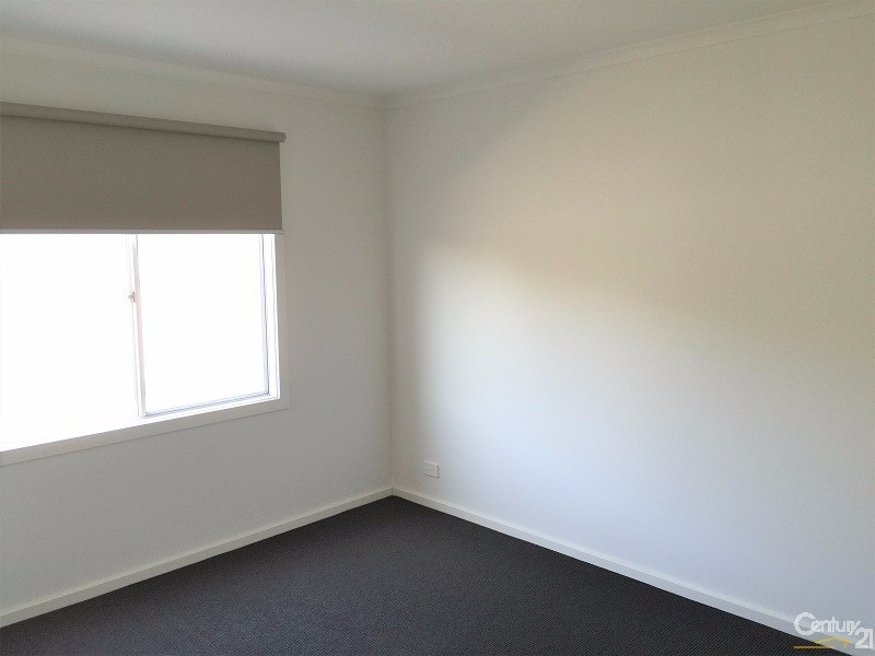 6 Harvey Crescent, Aldinga Beach SA 5173